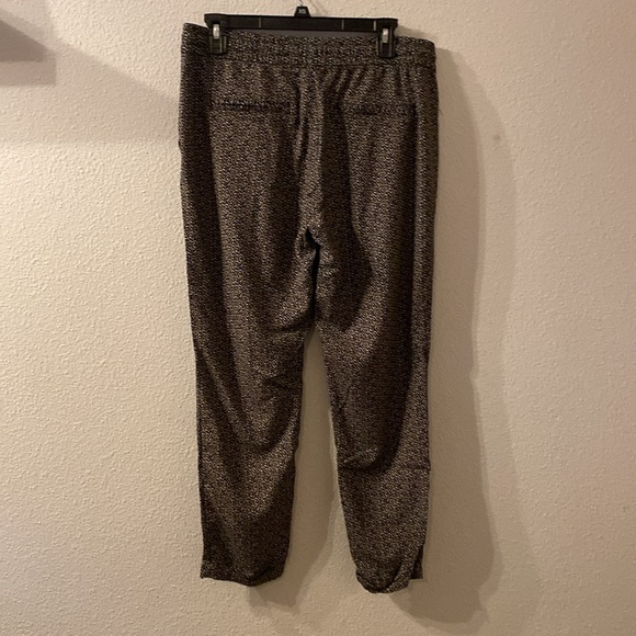 Old Navy geometric print linen pants size medium - Picture 7 of 8